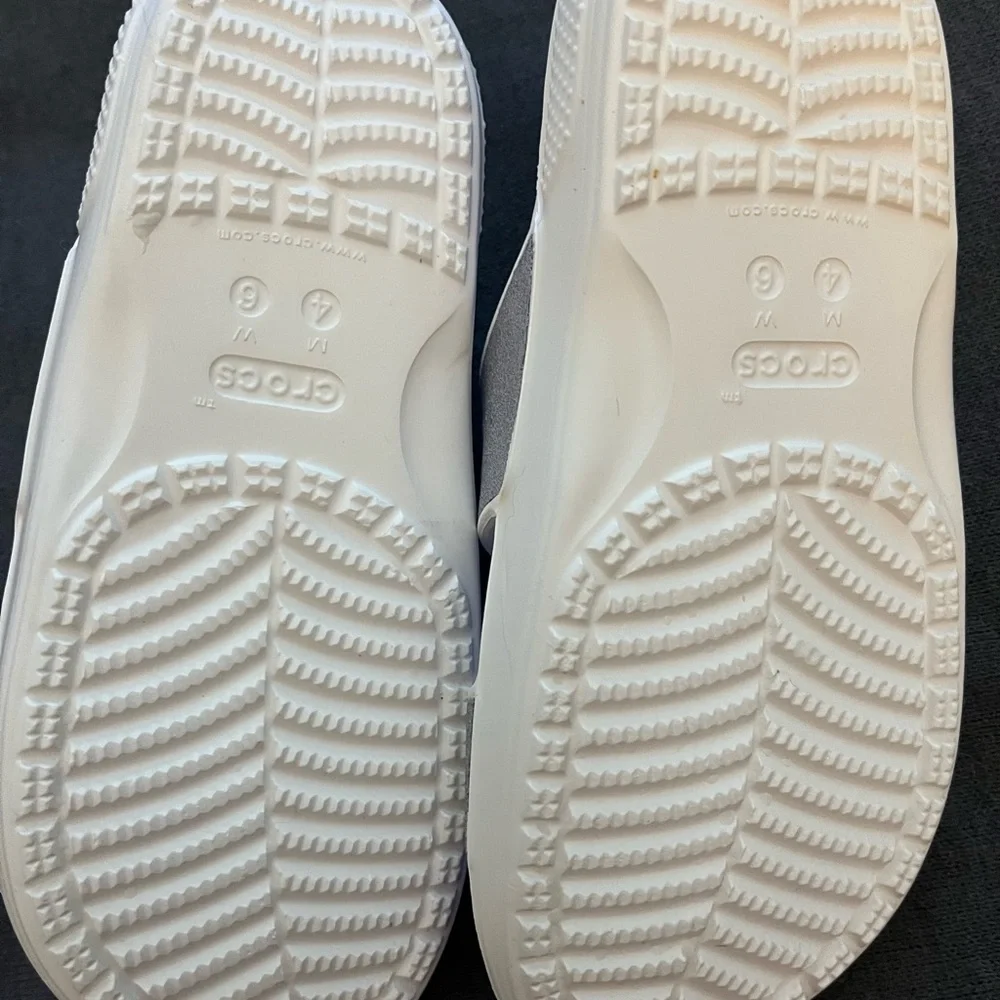 CROCS Silver and White Sandals Modern Double-Strap Design - Picture 3 of 3